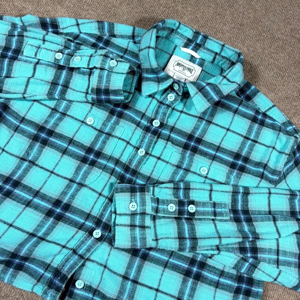 American Eagle Cropped Flannel Shirt Womens Small Turquoise Plaid Cozy Button Up